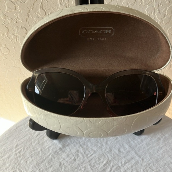 Coach: Gray Horse & Carriage (L1147) Burgundy Gradient Sunglasses with case main image 11